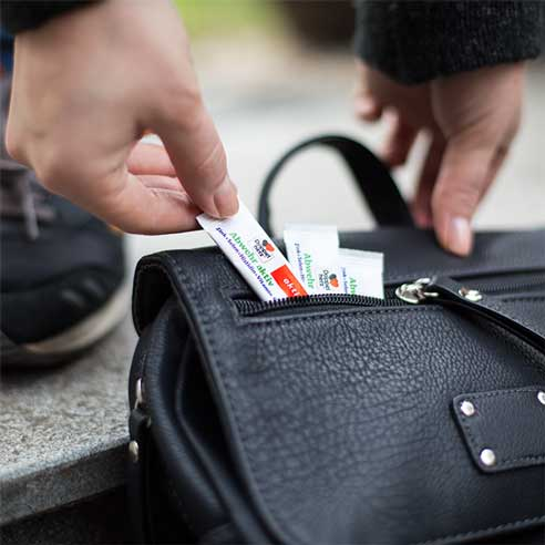 Doppelherz Abwehr aktiv Beutel in Handtasche